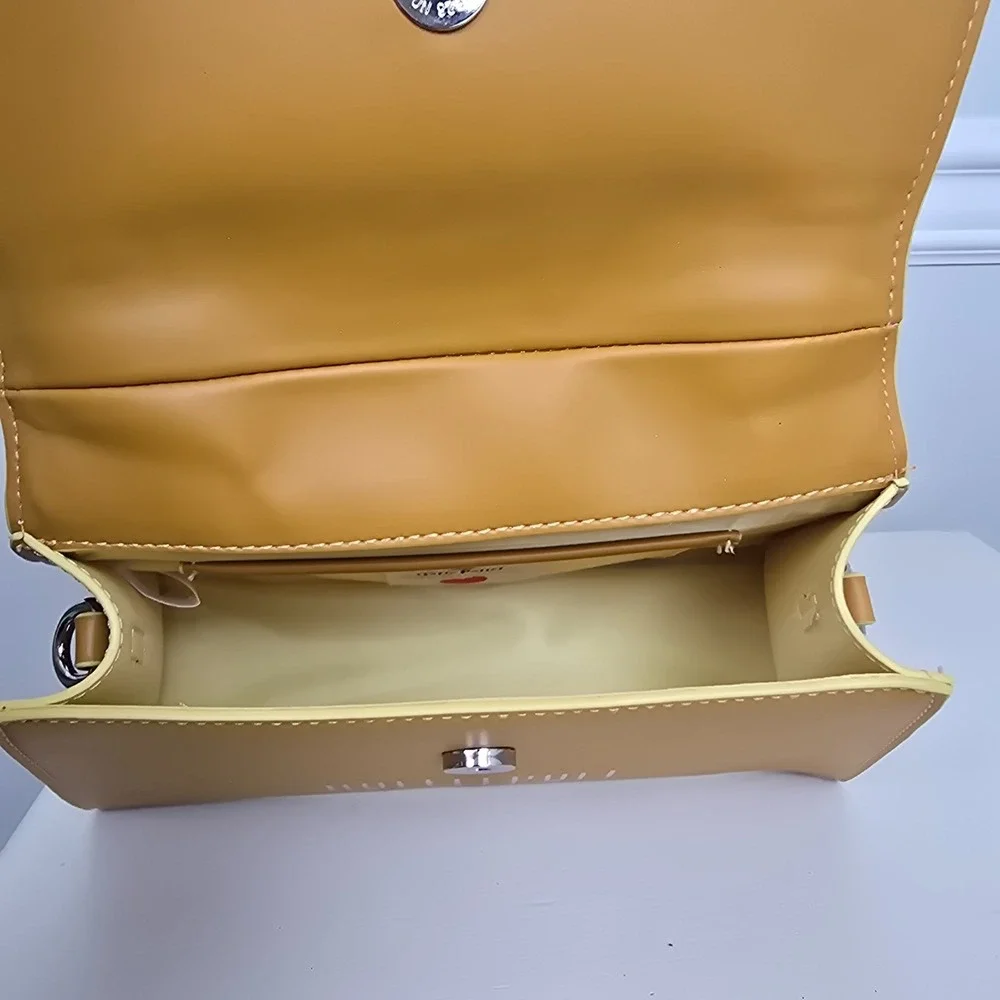 Harry Potter x Fred Segal Hufflepuff Handbag Yellow Faux Leather 9.5